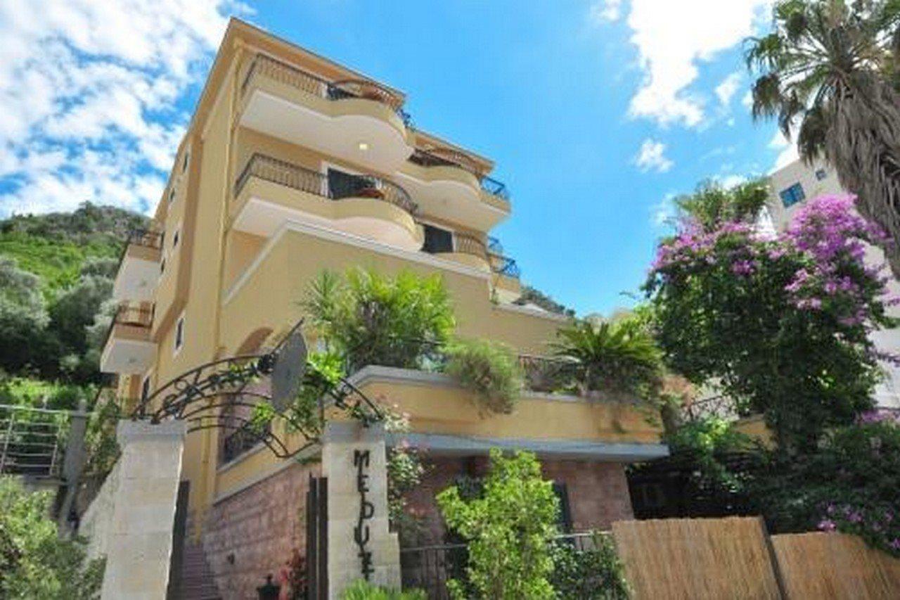 Hotel Meduza Bečići Kültér fotó