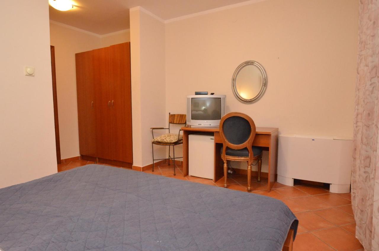 Hotel Meduza Bečići Kültér fotó