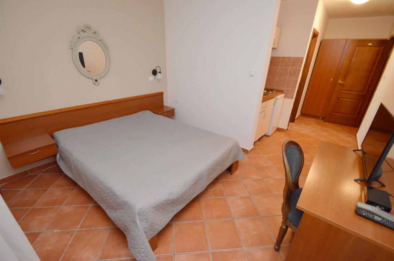 Hotel Meduza Bečići Kültér fotó